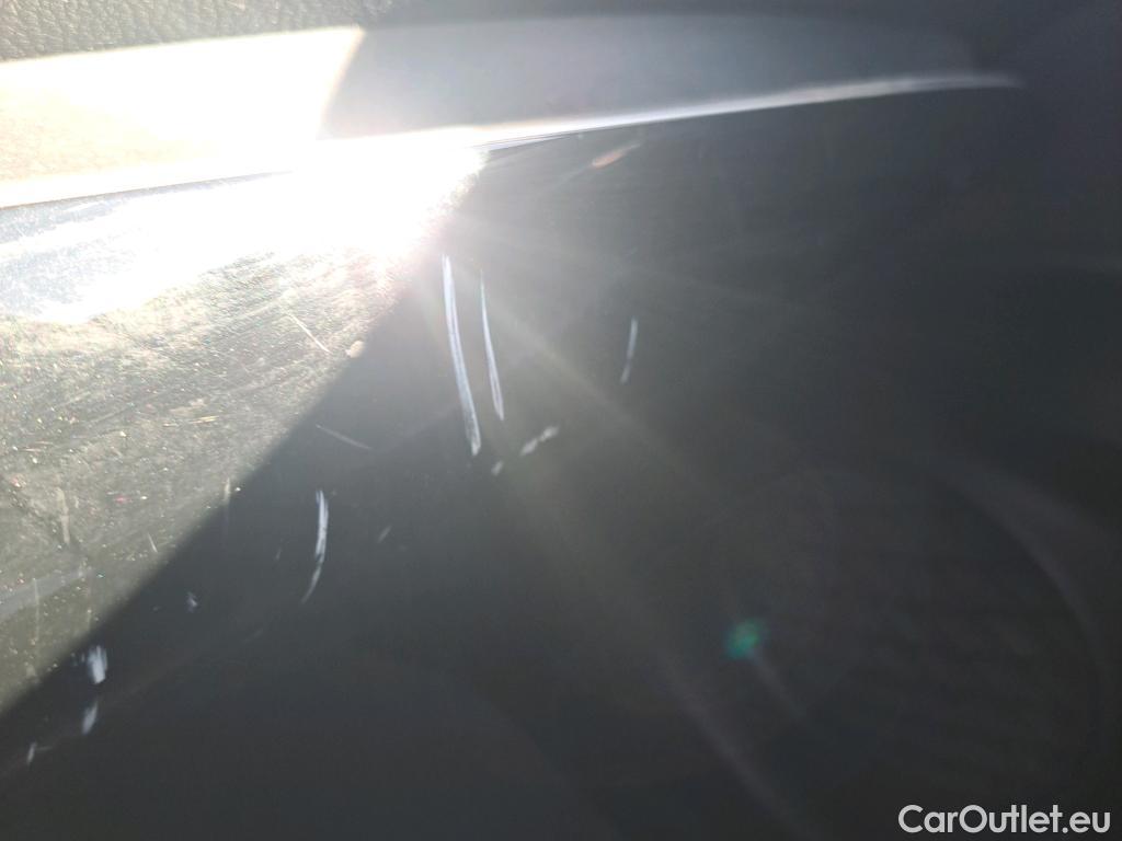  Toyota  Prius TOYOTA  / 2018 / 5P / berlina con portón 1.8  AWD-i #14