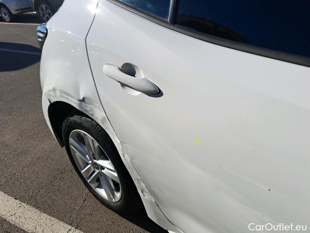  Toyota  Corolla TOYOTA  1.8 125H ACTIVE TECH E-CVT #43