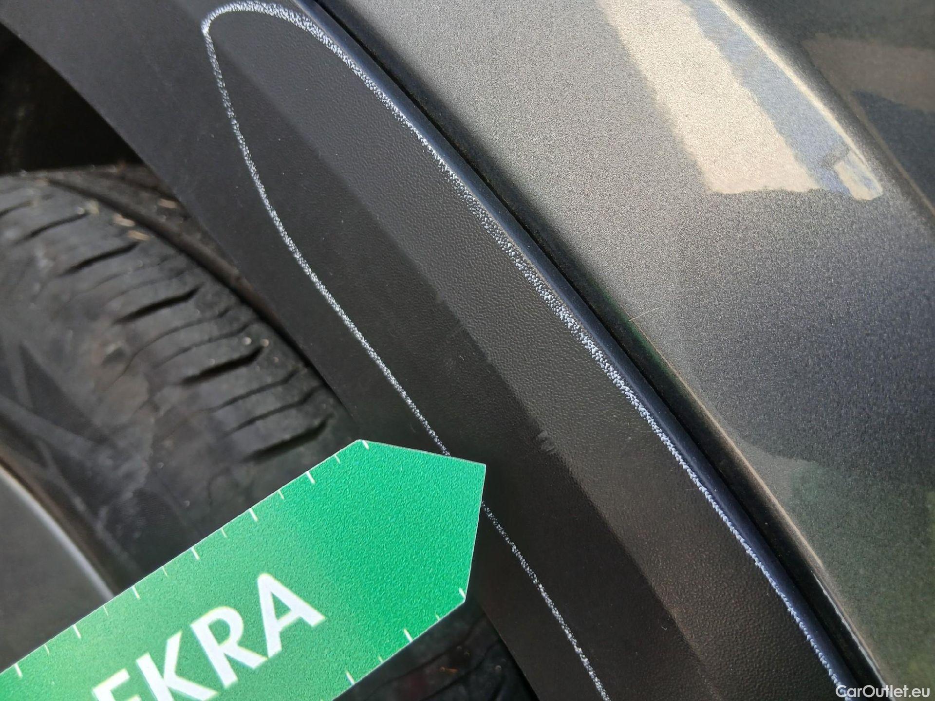  Nissan  Qashqai NISSAN  / 2021 / 5P / todoterreno DIG-T 116kW (158CV) mHEV Xtronic Acenta (AC) #20