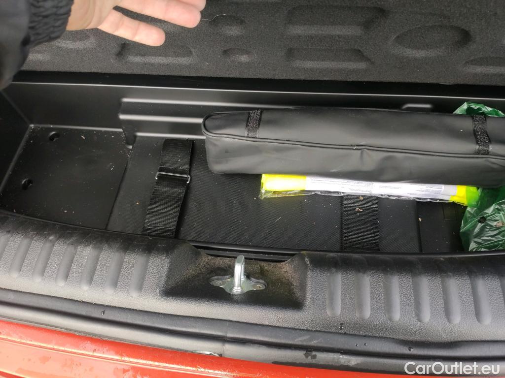  KIA  XCeed KIA  / 2019 / 5P / todoterreno 1.6 GDi PHEV 104kW (141CV) eTech #2