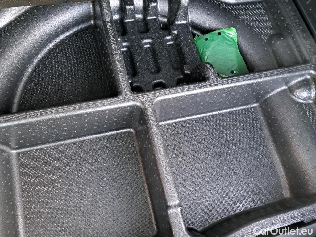  Hyundai  Tucson HYUNDAI  / 2020 / 5P / todoterreno 1.6 TGDI 169kW HEV Tecno Auto 2C #6