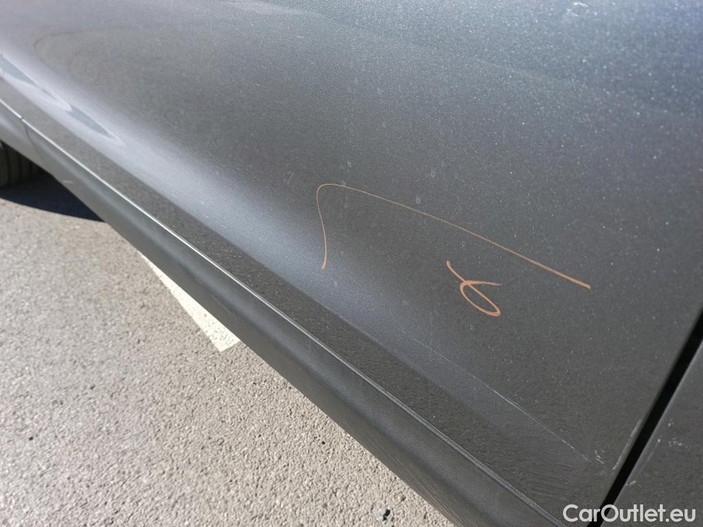  Nissan  Qashqai NISSAN  / 2017 / 5P / todoterreno DIG-T 103 kW (140 CV) E6D N-CONNECTA #4