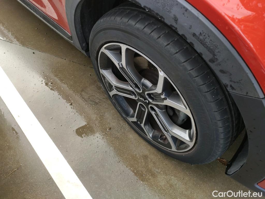  KIA  XCeed KIA  / 2019 / 5P / todoterreno 1.6 GDi PHEV 104kW (141CV) eTech #3