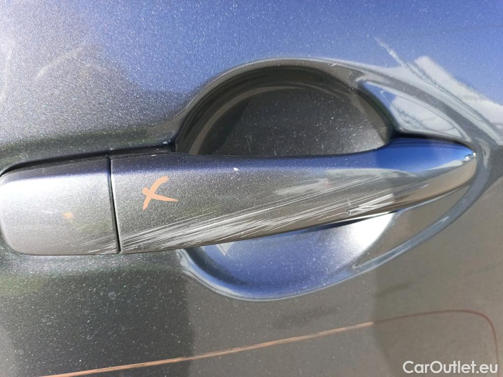  Nissan  Qashqai NISSAN  / 2017 / 5P / todoterreno DIG-T 103 kW (140 CV) E6D N-CONNECTA #26