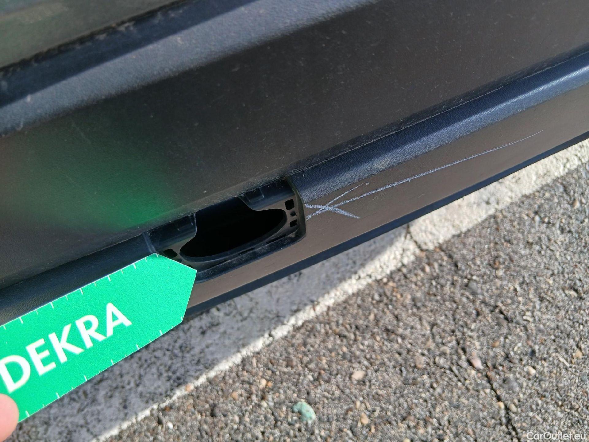  Nissan  Qashqai NISSAN  / 2021 / 5P / todoterreno DIG-T 116kW (158CV) mHEV Xtronic Acenta (AC) #24