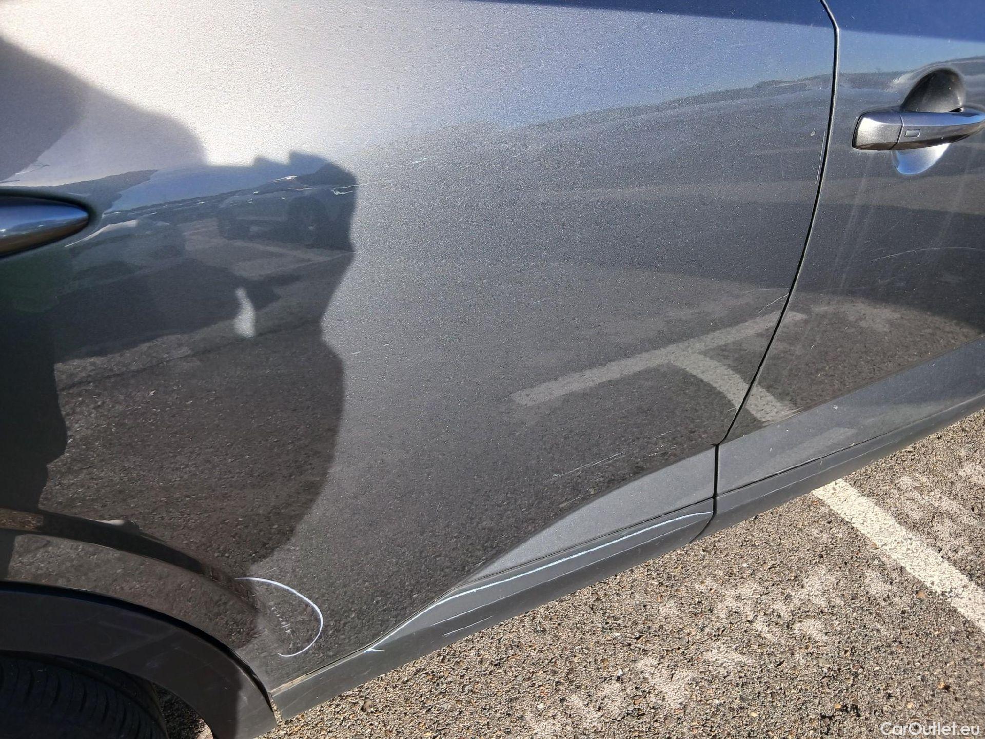  Nissan  Qashqai NISSAN  / 2021 / 5P / todoterreno DIG-T 116kW (158CV) mHEV Xtronic Acenta (AC) #32