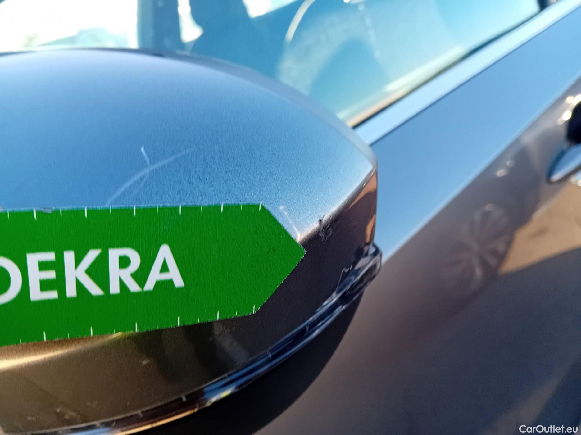  Nissan  Qashqai NISSAN  / 2021 / 5P / todoterreno DIG-T 116kW (158CV) mHEV Xtronic Acenta (AC) #12