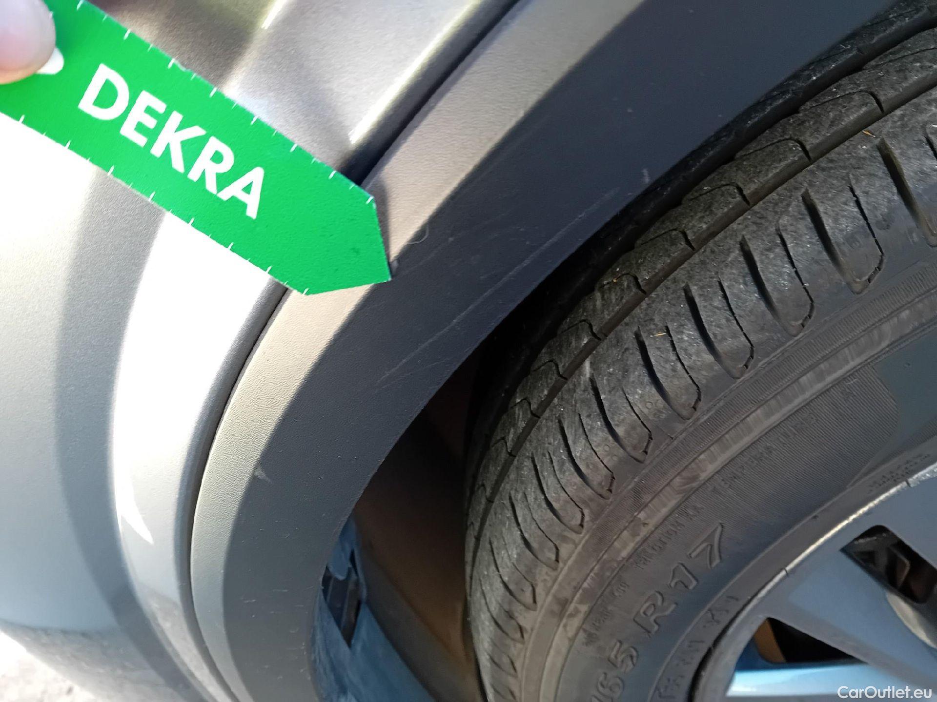  Nissan  Qashqai NISSAN  / 2021 / 5P / todoterreno DIG-T 116kW (158CV) mHEV Xtronic Acenta (AC) #8