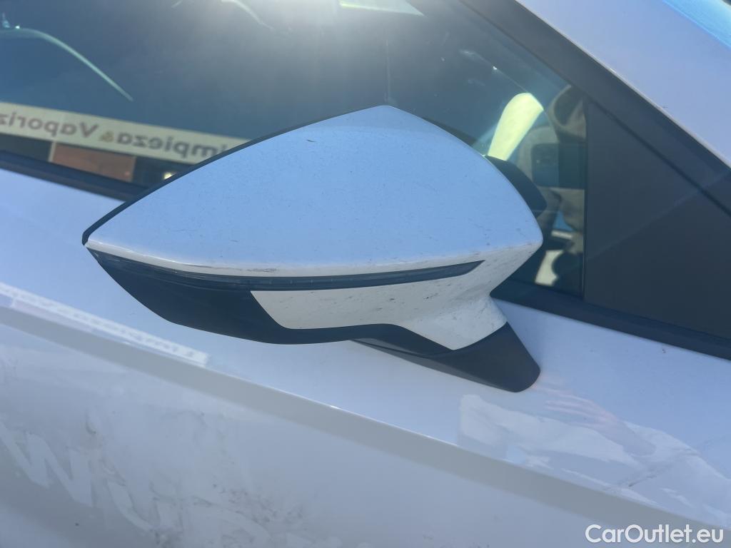  Seat  Ibiza SEAT  / 2017 / 5P / berlina con portón 1.0 MPI 59kW (80CV) Reference Plus(SP) #16