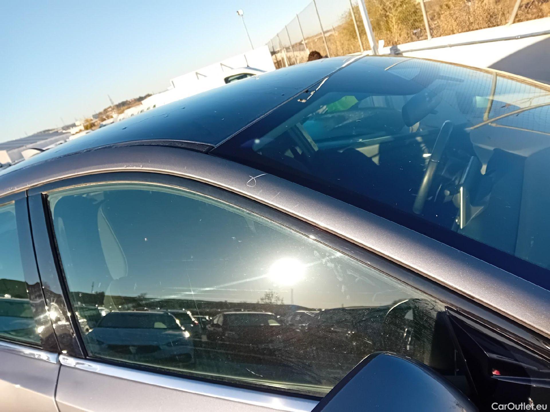  Nissan  Qashqai NISSAN  / 2021 / 5P / todoterreno DIG-T 116kW (158CV) mHEV Xtronic Acenta (AC) #40