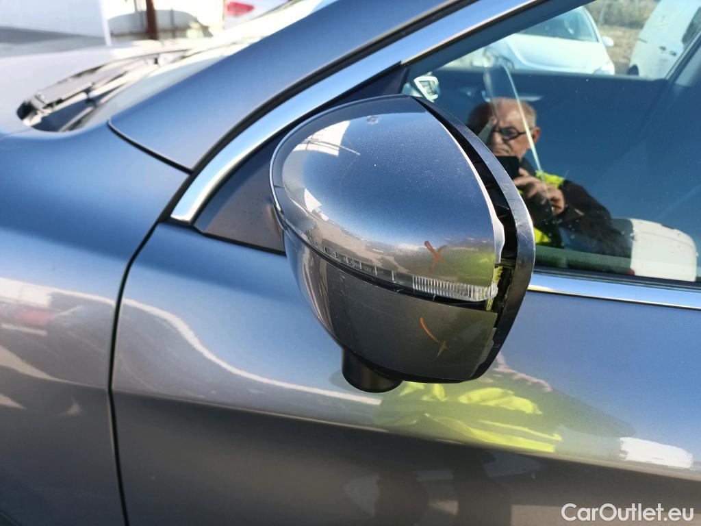  Nissan  Qashqai NISSAN  / 2017 / 5P / todoterreno DIG-T 103 kW (140 CV) E6D N-CONNECTA #21