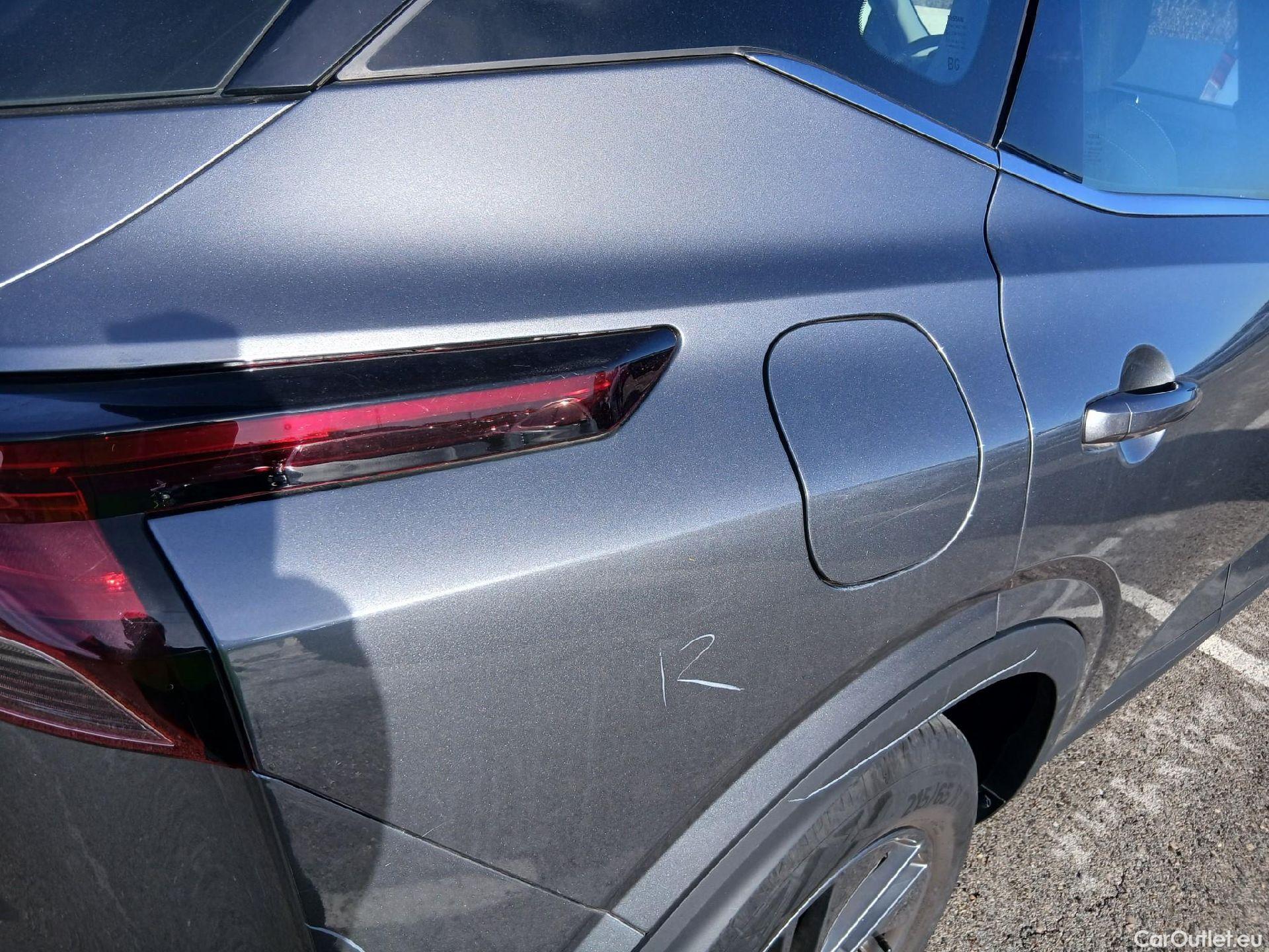  Nissan  Qashqai NISSAN  / 2021 / 5P / todoterreno DIG-T 116kW (158CV) mHEV Xtronic Acenta (AC) #28