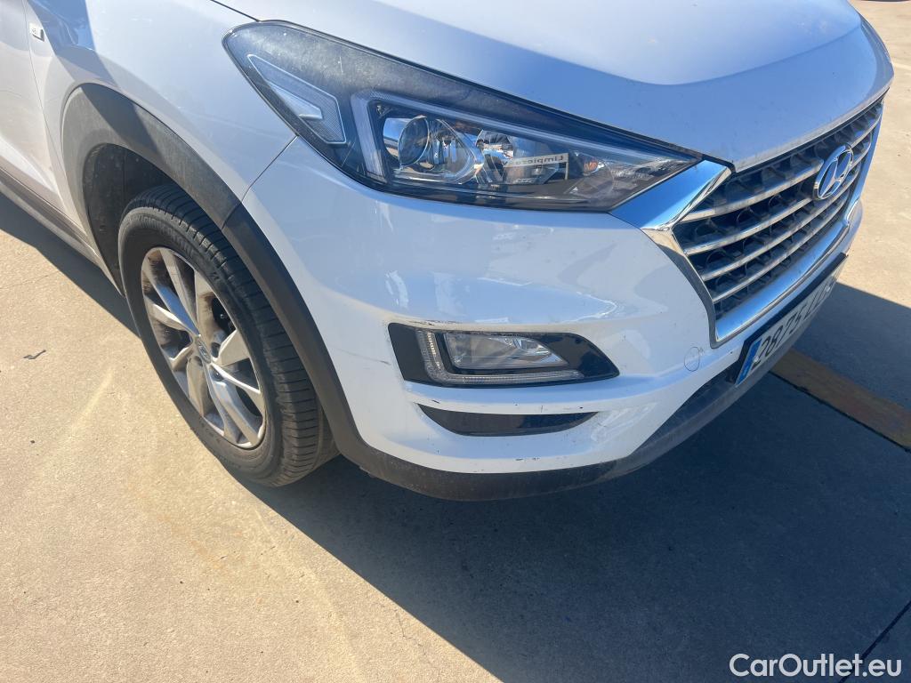  Hyundai  Tucson HYUNDAI  / 2018 / 5P / todoterreno 1.6 CRDI 85kW (116CV) 48V SLE 4X2(SP)(SL) #5