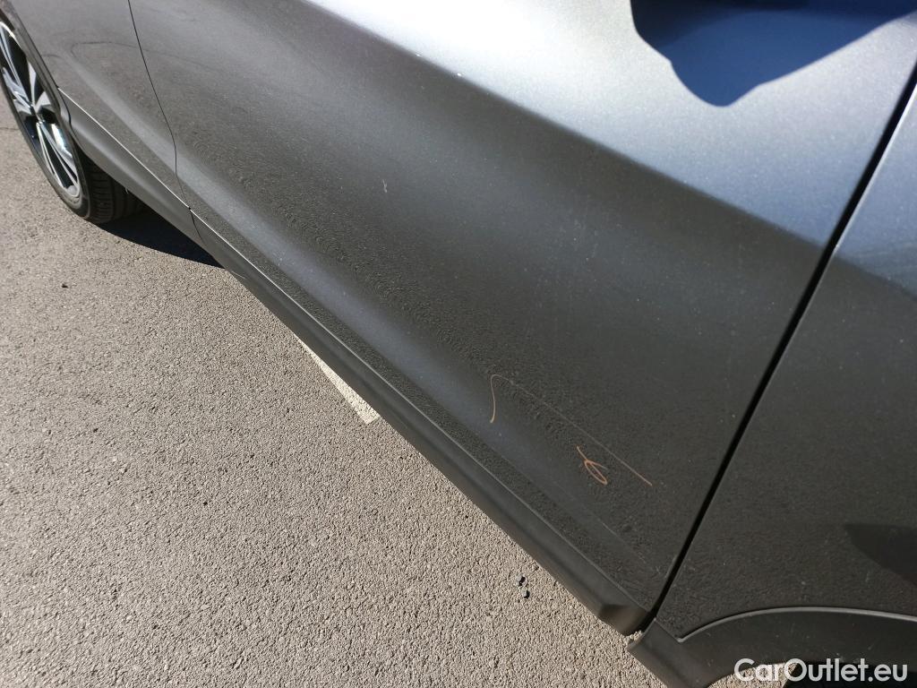  Nissan  Qashqai NISSAN  / 2017 / 5P / todoterreno DIG-T 103 kW (140 CV) E6D N-CONNECTA #3