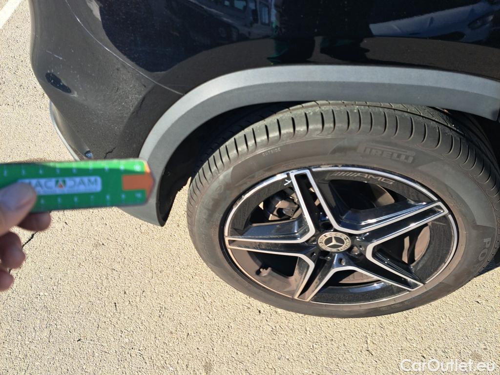  Mercedes  GLA MERCEDES-BENZ  / 2020 / 5P / todoterreno  200 D #1