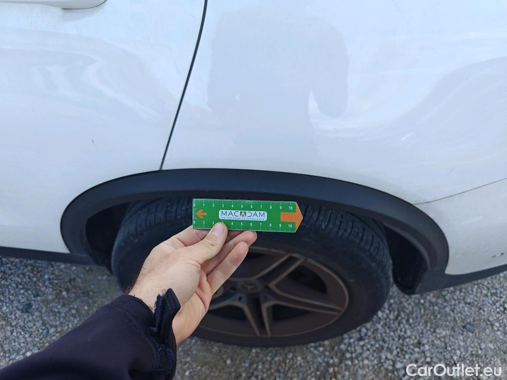  Mercedes  G-Klasee MERCEDES-BENZ GLC Coupé / 2019 / 5P / coupé GLC 220 d 4MATIC #23