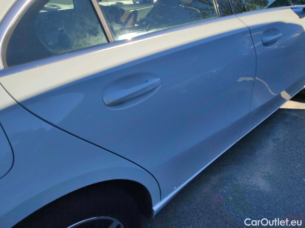  Mercedes  A-Klasse MERCEDES-BENZ Clase A / 2018 / 4P / sedán Sedán A 250 e #15