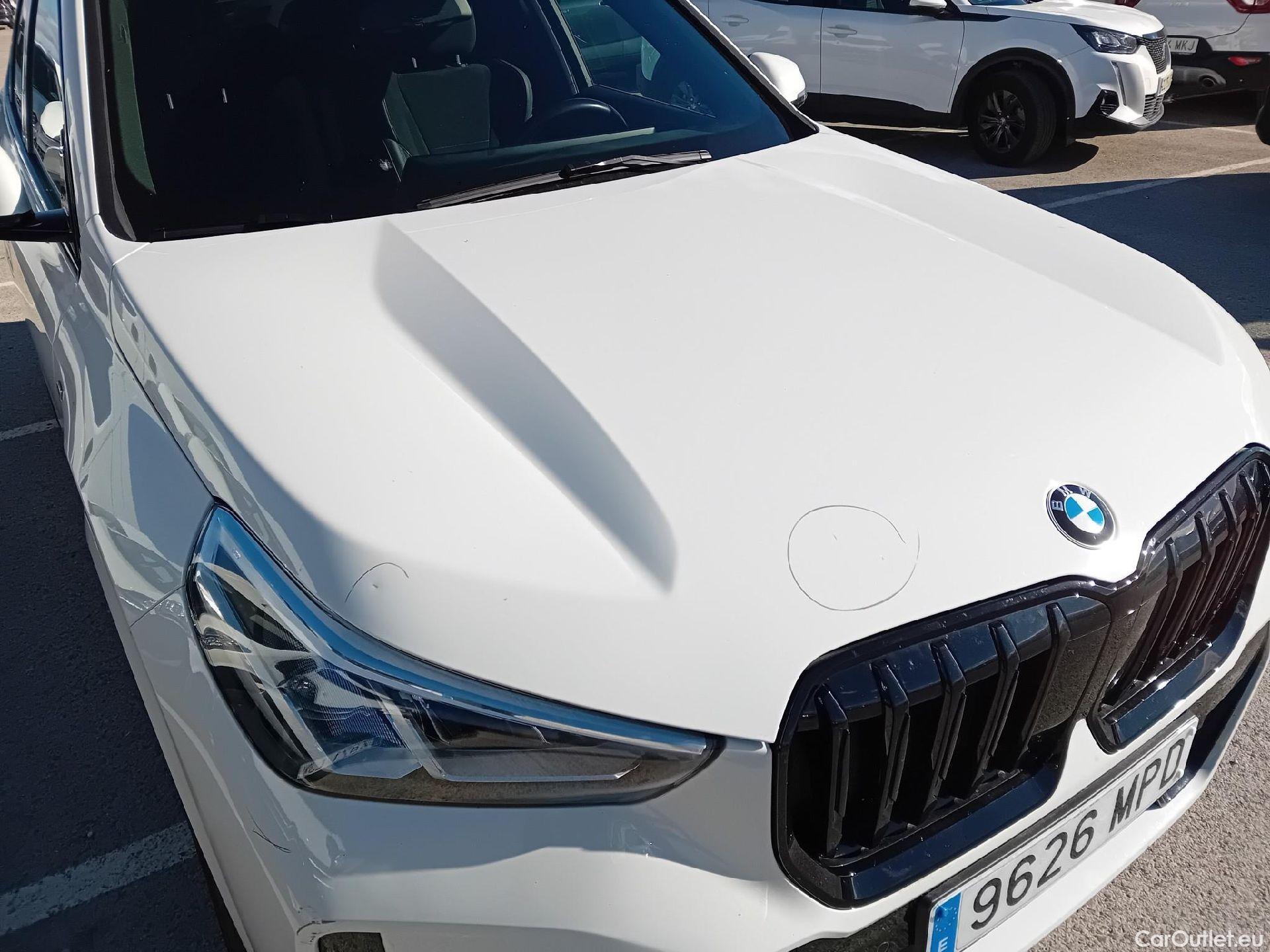  Bmw  X1 BMW  / 2022 / 5P / todoterreno sDrive18d Paquete M #4