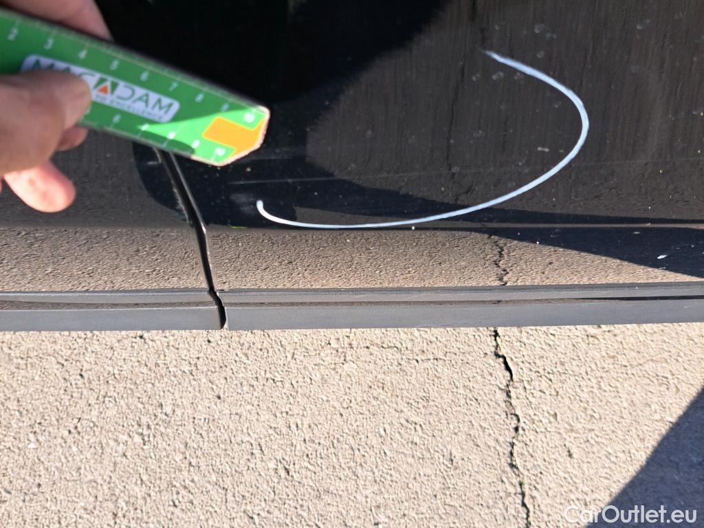  Mercedes  GLA MERCEDES-BENZ  / 2020 / 5P / todoterreno  200 D #22