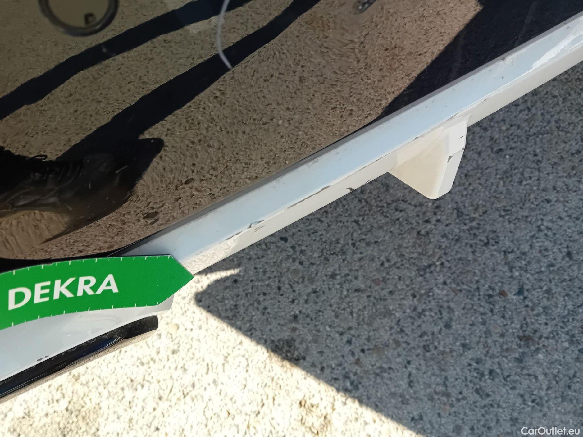  Bmw  X1 BMW  / 2022 / 5P / todoterreno sDrive18d Paquete M #16