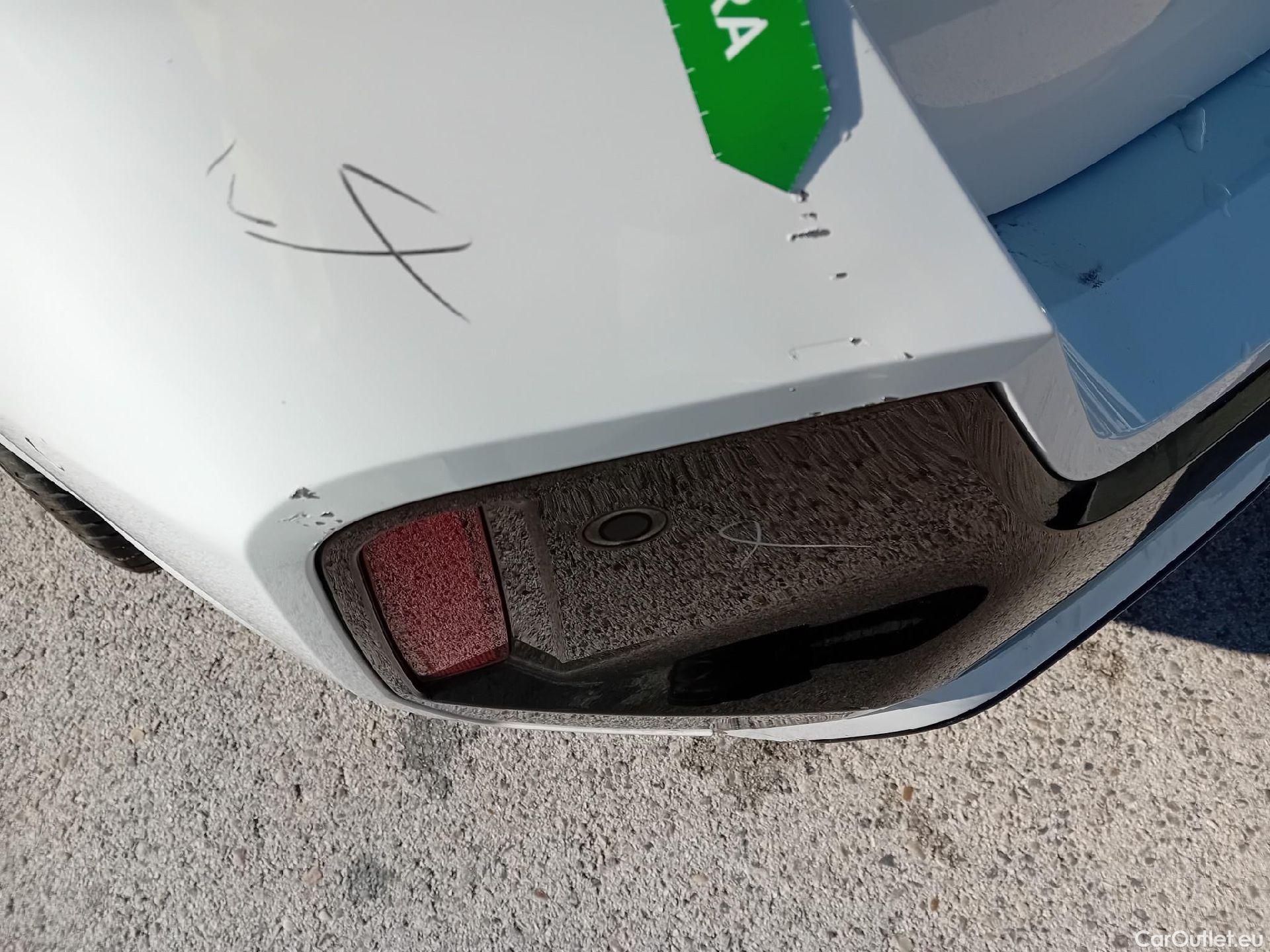  Bmw  X1 BMW  / 2022 / 5P / todoterreno sDrive18d Paquete M #14