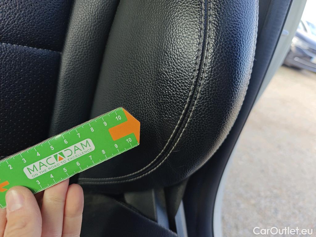  Mercedes  G-Klasee MERCEDES-BENZ GLC Coupé / 2019 / 5P / coupé GLC 220 d 4MATIC #3