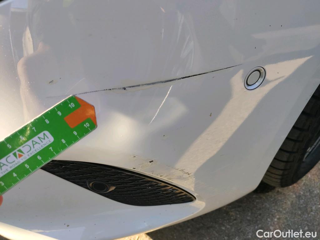  Mercedes  A-Klasse MERCEDES-BENZ Clase A / 2018 / 4P / sedán Sedán A 250 e #21