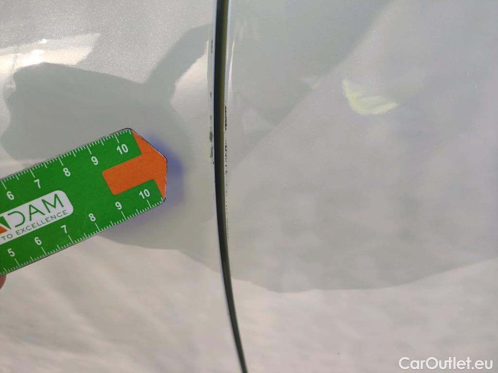  Mercedes  A-Klasse MERCEDES-BENZ Clase A / 2018 / 4P / sedán Sedán A 250 e #10