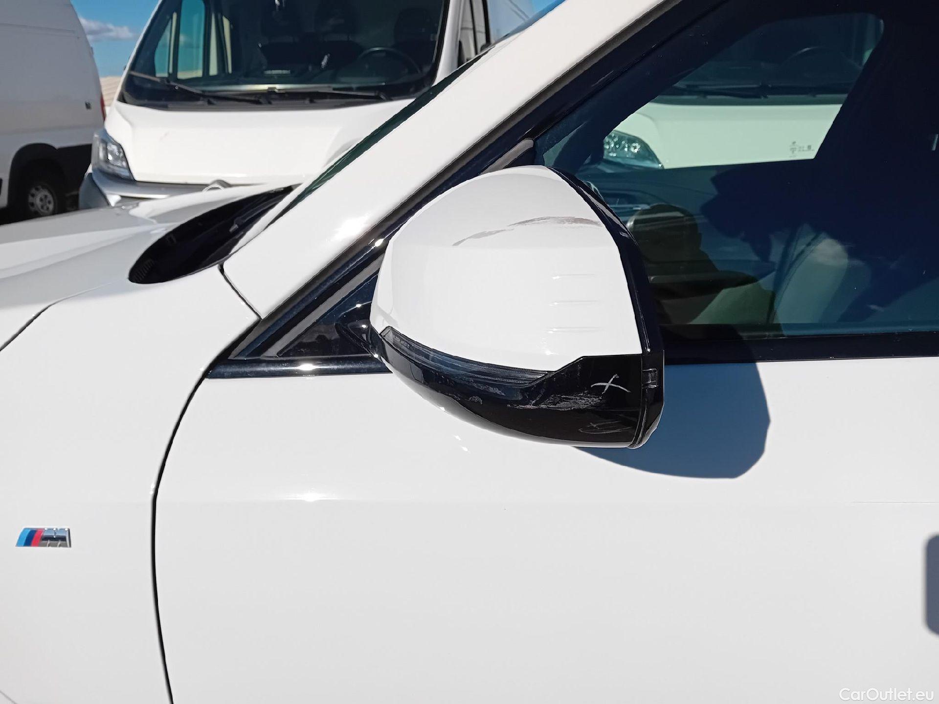  Bmw  X1 BMW  / 2022 / 5P / todoterreno sDrive18d Paquete M #11