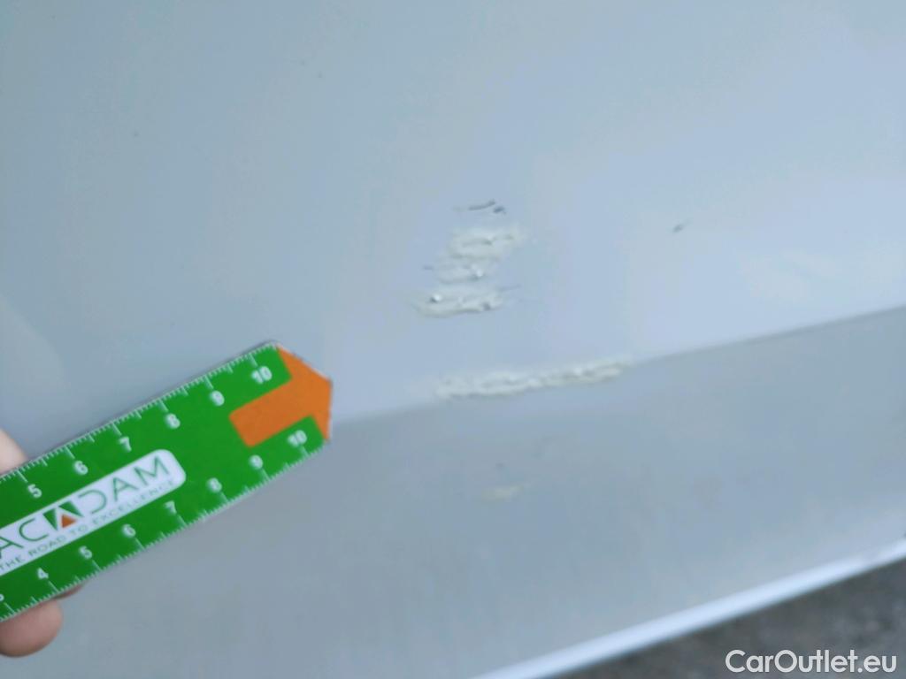  Mercedes  A-Klasse MERCEDES-BENZ Clase A / 2018 / 4P / sedán Sedán A 250 e #17