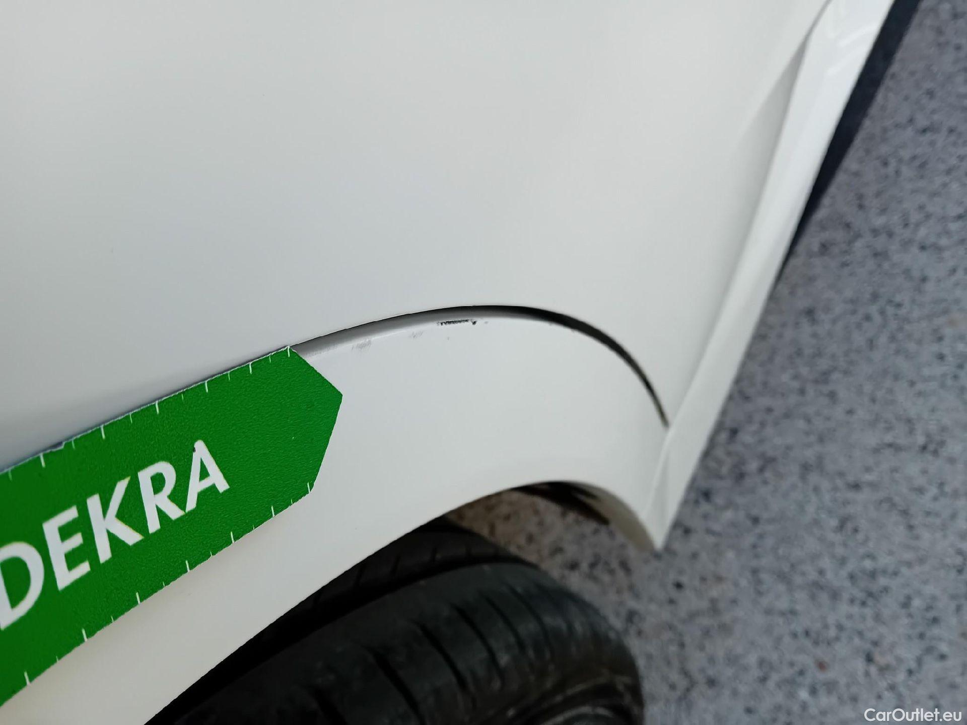  Bmw  X1 BMW  / 2022 / 5P / todoterreno sDrive18d Paquete M #26