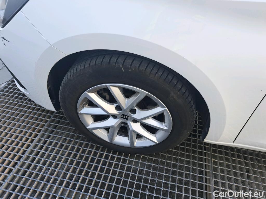  Seat  Leon SEAT Nuevo León / 2020 / 5P / familiar SP 2.0 TDI 85kW Style Go(SP) #12