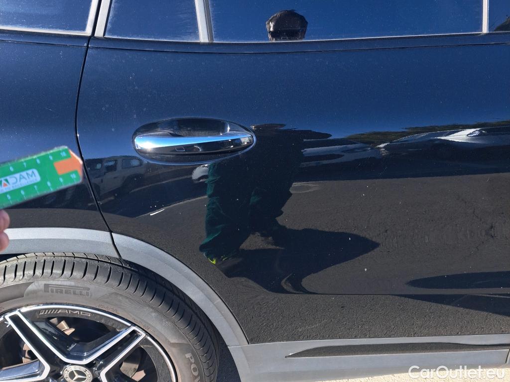  Mercedes  GLA MERCEDES-BENZ  / 2020 / 5P / todoterreno  200 D #29