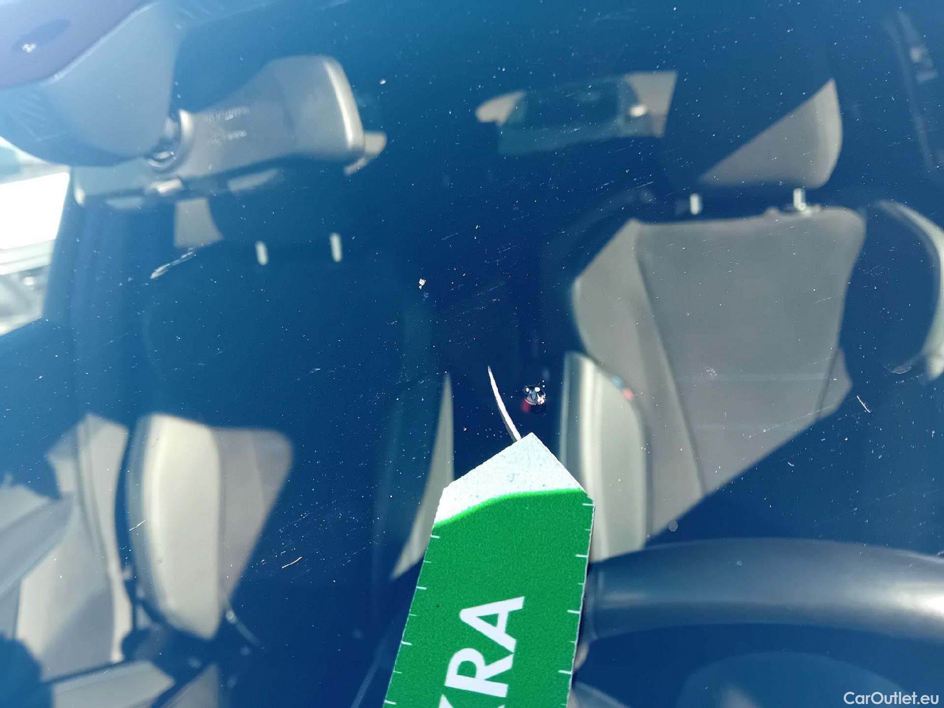  Bmw  X1 BMW  / 2022 / 5P / todoterreno sDrive18d Paquete M #2