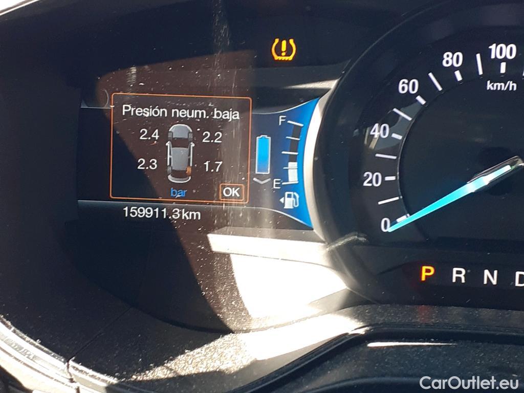  Ford  Mondeo FORD  / 2014 / 4P / sedán 2.0 Híbrido 137kW (187CV) Titanium HEV #12