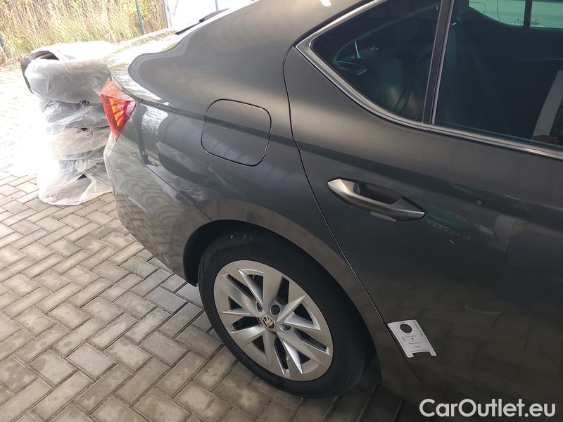  Skoda  Octavia  Lim. (NX3)(2020)  2.0TDI 85 Style AT #22