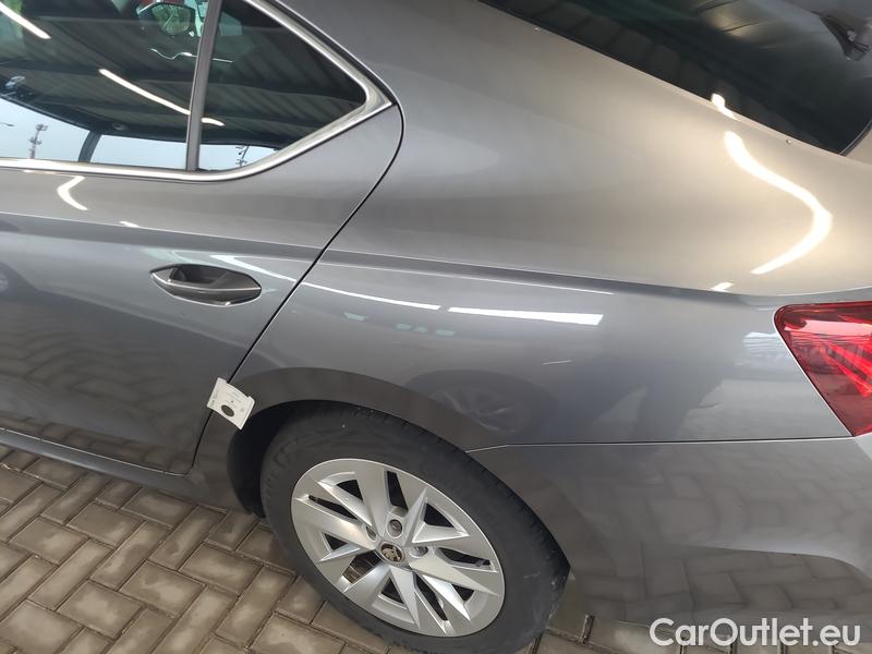  Skoda  Octavia  Lim. (NX3)(2020)  2.0TDI 85 Style AT #15