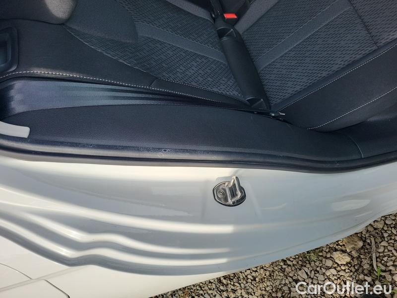  Skoda  Octavia  Lim. (NX3)(2020) Oct. 2.0TDI 110 Style AT 5d #9