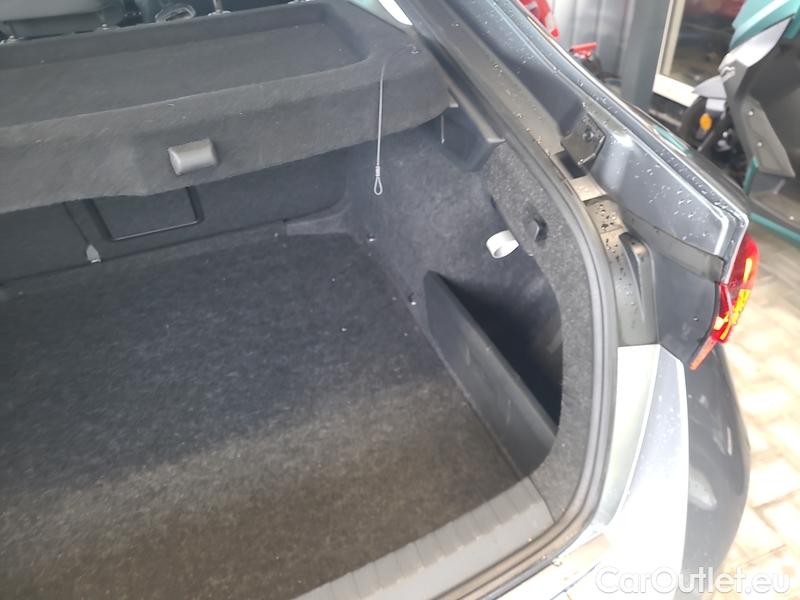  Skoda  Octavia  Lim. (NX3)(2020)  2.0TDI 85 Style AT #18