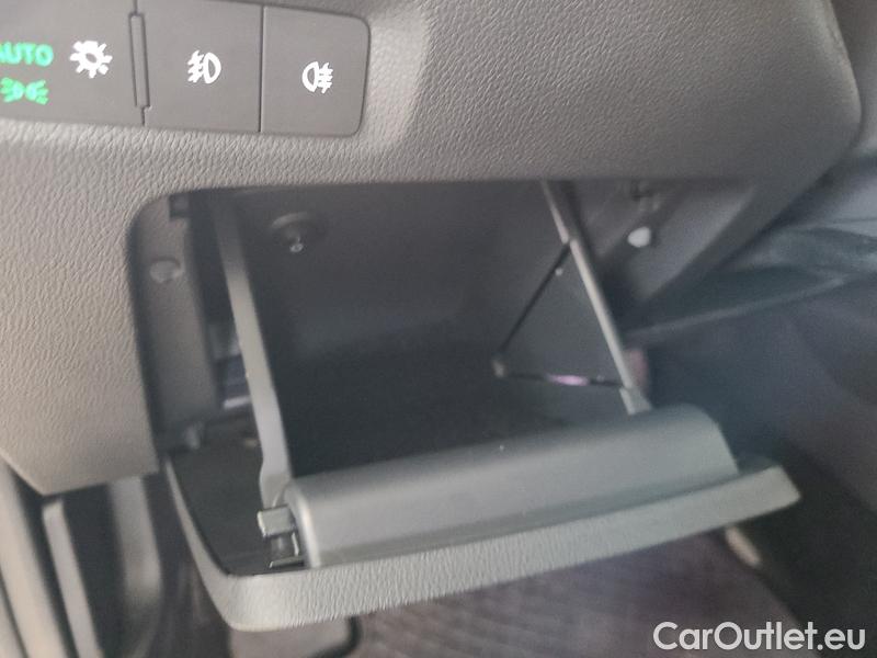  Skoda  Octavia  Lim. (NX3)(2020)  2.0TDI 85 Style AT #11