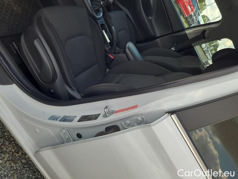  Hyundai  i30  (PD)(01.2017  ->)  kom.1.6CRDi 115 Smart #3