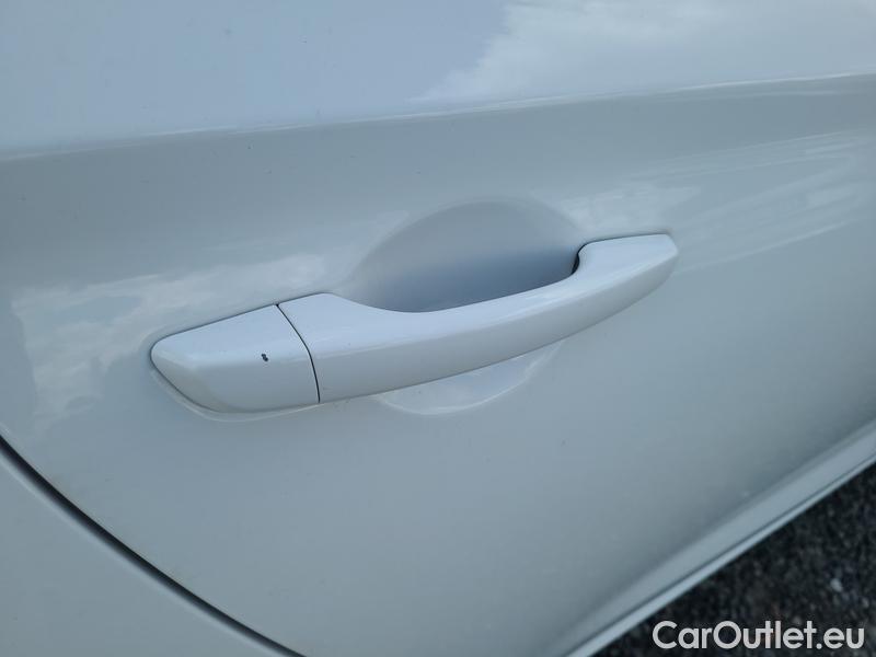  Hyundai  i30  (PD)(01.2017  ->)  kom.1.6CRDi 115 Smart #4