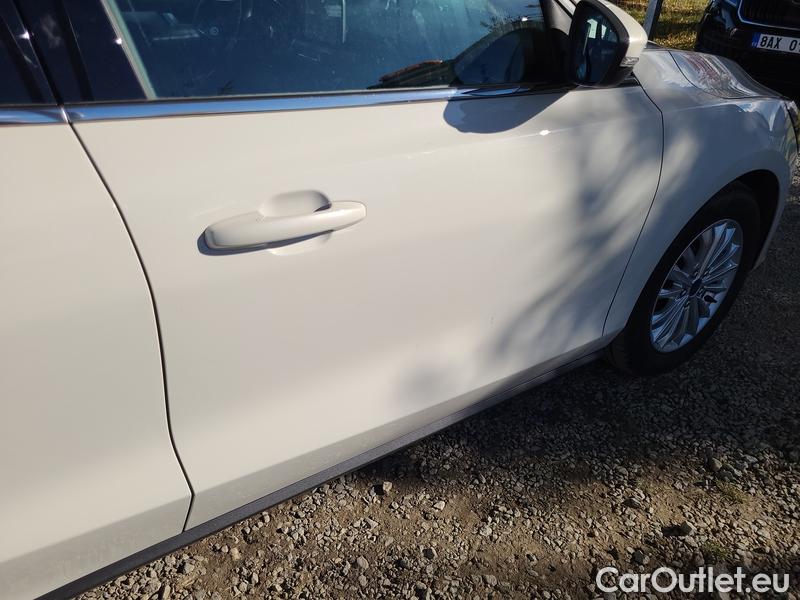  Ford  Focus   (CGE)(2018->) Foc.Kom.1.5EB 150 Titanium AT #9