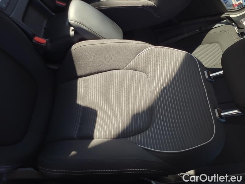  Ford  Focus   (CGE)(2018->) Foc.Kom.1.5EB 150 Titanium AT #4