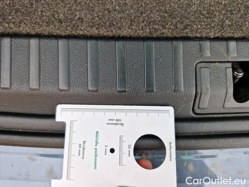  Skoda  Octavia  Combi (NX3)(2020) Oct.Combi 2.0TSI 180 RS AT #20