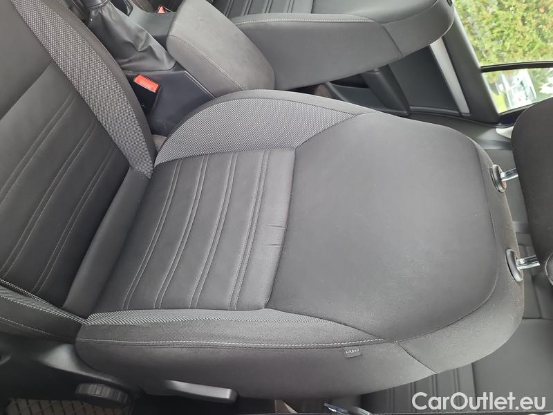  Skoda  Octavia  Combi  (5E5)(03.2017->) Co1.6TDI85 Ambition DSG #16