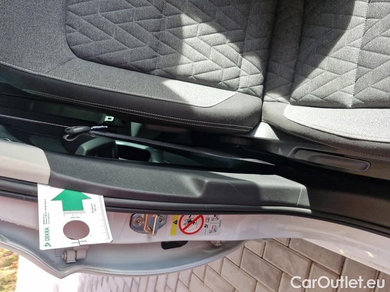  Volkswagen  Passat  Variant (CB5) (2019) Pas.Var.2.0TDI 110 Business AT #23