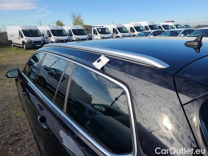  Volkswagen  Passat  Variant (CB5) (2019) Pas.Var.2.0TDI 140 Elegance AT #33