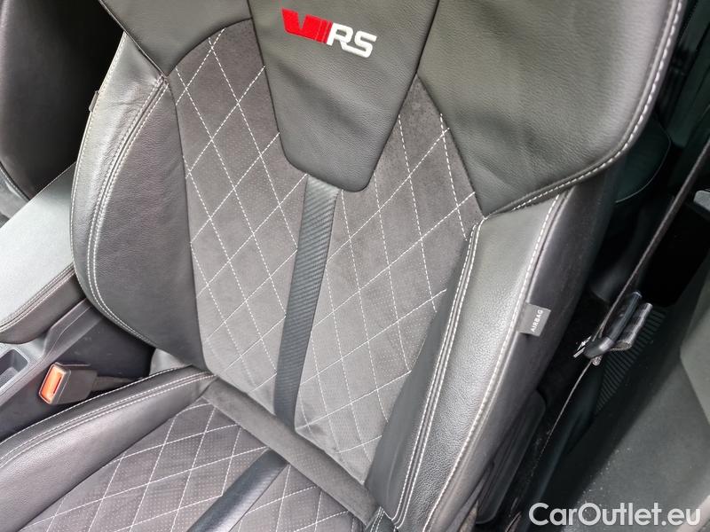  Skoda  Octavia  Combi (NX3)(2020) Oct.Combi 2.0TSI 180 RS AT #18