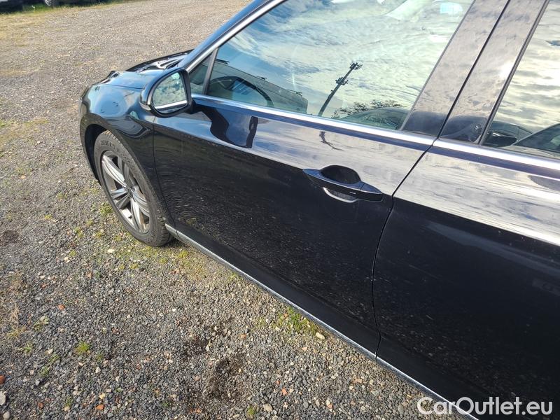  Volkswagen  Passat  Variant (CB5) (2019) Pas.Var.2.0TDI 140 Elegance AT #12